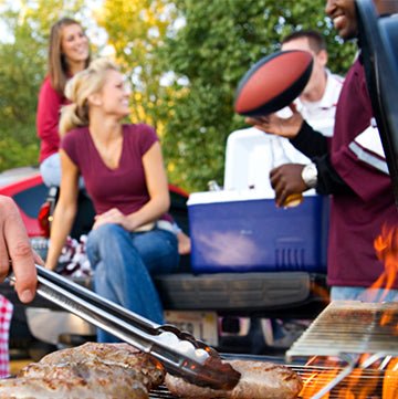 The Perfect Outfit for Tailgating